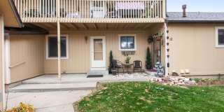 Students Welcome! Spacious 2-Bedroom Condo with Garage and Basement Gallery 1