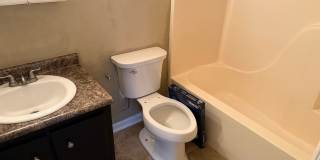 RATE DROP ALERT (was $1950/month) and MOVE-IN SPECIAL: 1st FULL MONTH'S RENT FREE!** Gallery 4