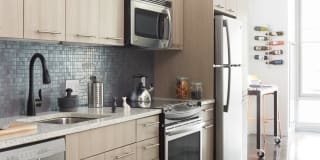 Watermark Seaport Gallery 28