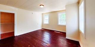 4-Bed Farmhouse Minutes from UVM Campus (30 Chase St) Gallery 9