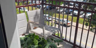 Walking distance to UT/ Very short walk Gallery 21