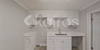 1923 Brack Street Gallery 9