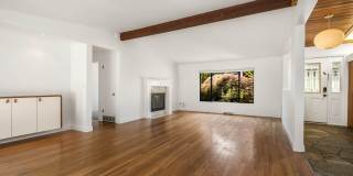 One-of-a-Kind Mid-Century Modern 4 Bedroom Retreat with Dream Backyard One-of-a-Kind Mid-Century Modern 4 Bedroom Retreat with Dream Backyard Gallery 20
