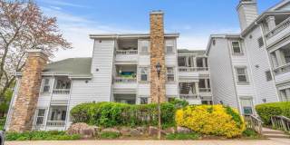 4405 FAIR STONE Drive Gallery 1