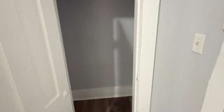 140 E 5th St Units 1-3 Gallery 7