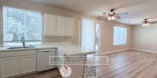 Beautiful 3 bedroom home nestled in cozy Brentwood neighborhood! Gallery 10