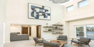 Heron Pond - 55+ Apartments Gallery 12