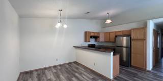 1309-1323 W Lotus Gallery 3