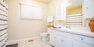 107 NW Winfield Lane Gallery 19