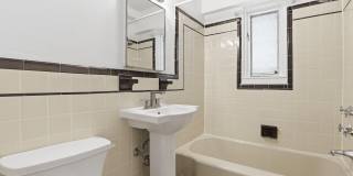 2720 WISCONSIN Avenue NW Gallery 19