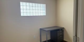 2101 W BETHANY HOME Road Gallery 23