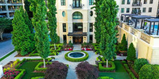 92 West Paces Gallery 21