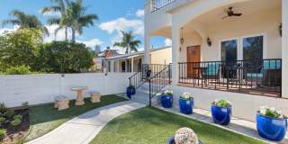 3-bedroom 3.5 Coronado Village home near schools Gallery 1