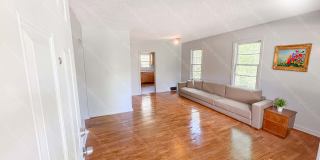 3513 Trumbull Ave Gallery 1