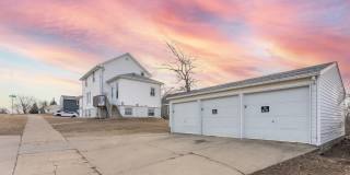 1409 East Nye Street Gallery 1