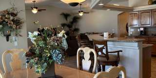 Longterm unfurnished - RV Garage Gallery 6