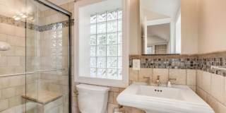 Chevy Chase Home Gallery 17