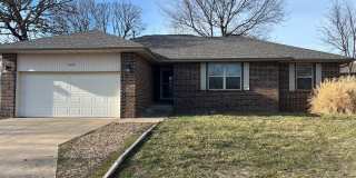 3 Bedroom / 2 Bathroom in Battlefield Gallery 1