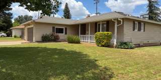 Gorgeous Rancho Cordova Home on Large Corner Lot! Gallery 1