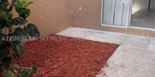 1944 SE 24th Ter Gallery 8