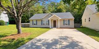 Westwinds3044 is a three-bedroom, two-bath home in Charlotte’s Windsong Village Gallery 1