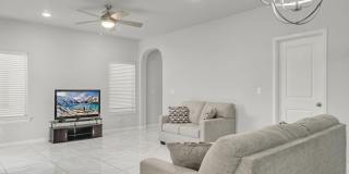 Upper Valley 2 Bedroom 2.5 Bath Gallery 19