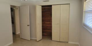 7825 Cayuga Dr Gallery 14