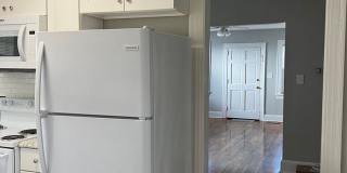 Grid House 2 blocks to ECU for rent on 5th St Gallery 28