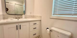 254 NE Coastal Gallery 12