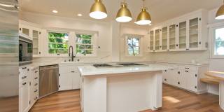 Rarely Available Private Estate in Manoa! Move in Ready! Gallery 1