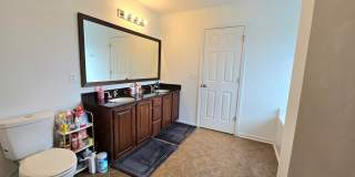 525 Batty Way Gallery 26