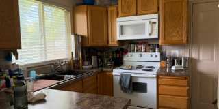 Cozy PG 3-Bedroom -- Large Fenced Yard Cozy PG 3-Bedroom -- Large Fenced Yard Gallery 6