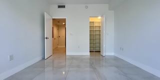 1000 99th St Gallery 14