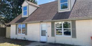1657 North Shore Gallery 1