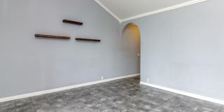 625 N Jackson Ave Gallery 11