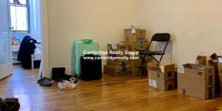 110 Willow St. Gallery 6