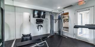 The Huxley at Medical Center Gallery 17