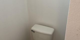 2181 Euclid Avenue Gallery 37