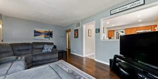 721 N Bierman Avenue Gallery 7