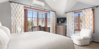 364 Ridge Road Gallery 38