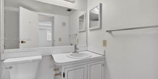 3100 W Rolling Hills Cir Gallery 30