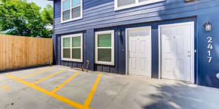 2417 East 7th Street Gallery 20