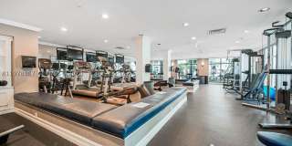 1919 Van Buren St Gallery 11