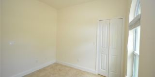 17 RAINBOW LANE Gallery 22