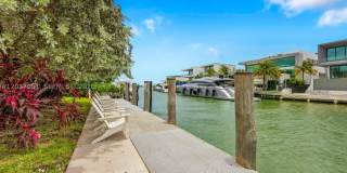 1076 NE Little River Dr Gallery 34