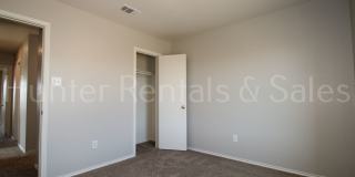 Spacious! Gallery 20