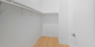 4637 Ashland Gallery 9