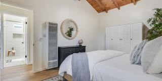 325 W Avenida Palizada Gallery 21