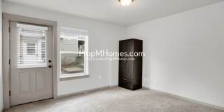 Gorgeous Four Bedroom Townhome in Orenco! DEPOSIT SPECIAL Gallery 21