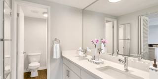 515 Clarkson Gallery 6